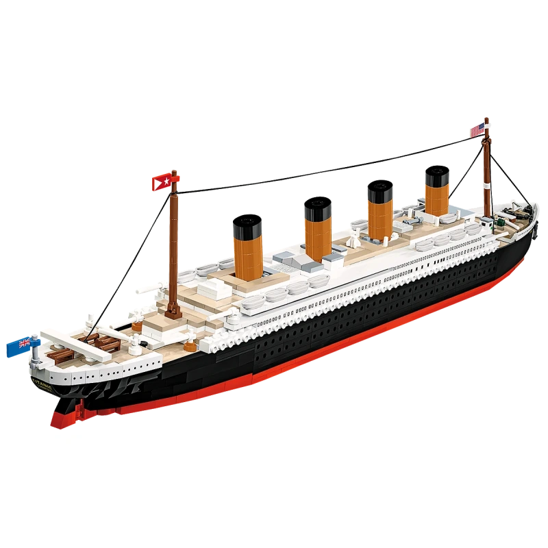 cobi-konstruktor-reisilaev-titanic-1450-tagantvaade.webp