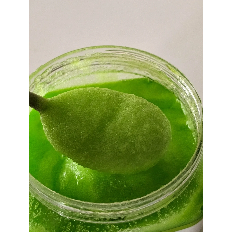 kehakoorija-aaloe-veraga-470g-tekstuur-lusikal.webp