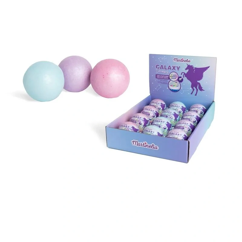 galaxy-dreams-bath-bomb-light-surprise-inside-martinelia.webp