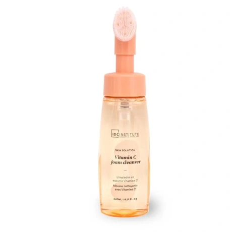 C-vitamiiniga näopuhastusvaht 240 ml